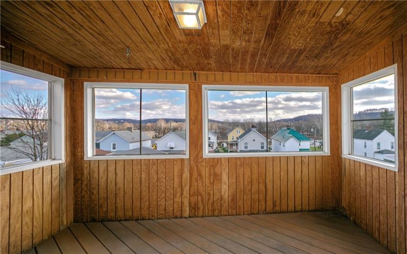 216 4th St, Youngwood, 15697, 4 Bedrooms Bedrooms, 11 Rooms Rooms,2.1 BathroomsBathrooms,Residential,For Sale,4th St,1690992