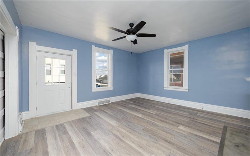 216 4th St, Youngwood, 15697, 4 Bedrooms Bedrooms, 11 Rooms Rooms,2.1 BathroomsBathrooms,Residential,For Sale,4th St,1690992