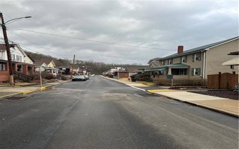 325 Quay Street, East Vandergrift, 15629, ,Multi-unit,For Sale,Quay Street,1690974