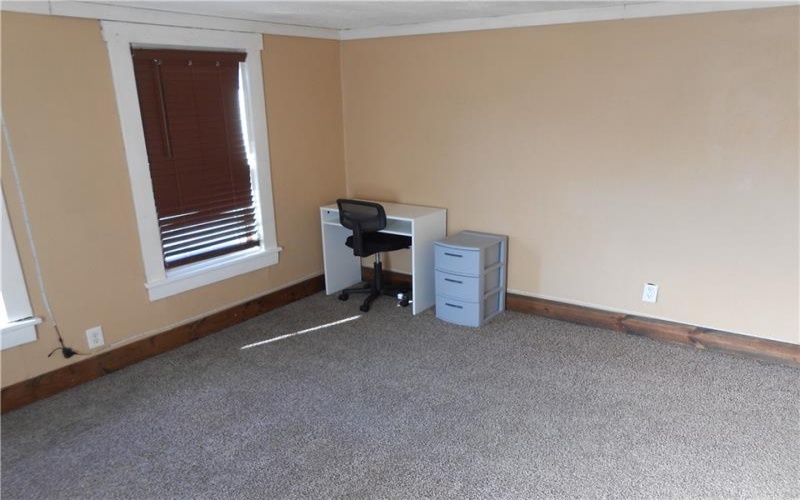 516 Oneida St, Monessen, 15062, 2 Bedrooms Bedrooms, ,1 BathroomBathrooms,Lease,For Sale,Oneida St,1691026