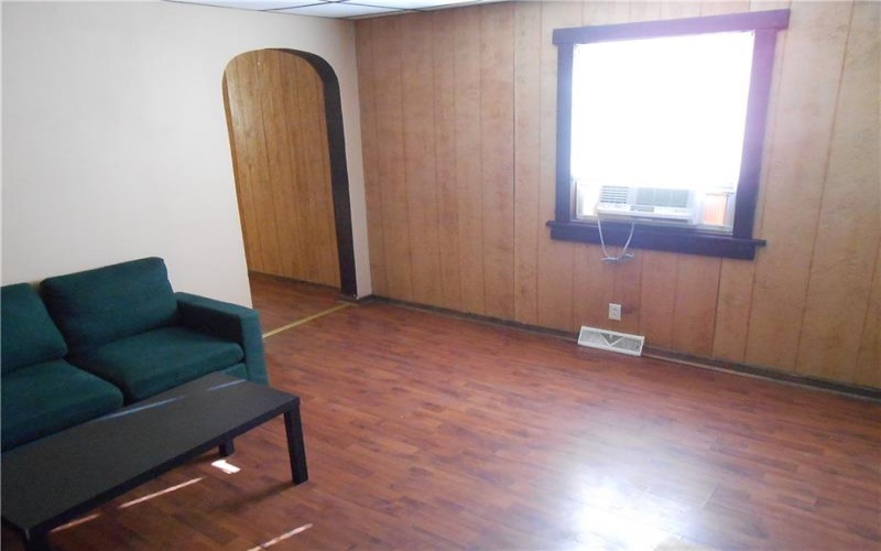 516 Oneida St, Monessen, 15062, 2 Bedrooms Bedrooms, ,1 BathroomBathrooms,Lease,For Sale,Oneida St,1691026