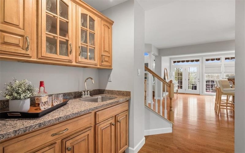 1011 Lakeside Drive, Mc Donald, 15057, 5 Bedrooms Bedrooms, 14 Rooms Rooms,4.1 BathroomsBathrooms,Residential,For Sale,Lakeside Drive,1691203