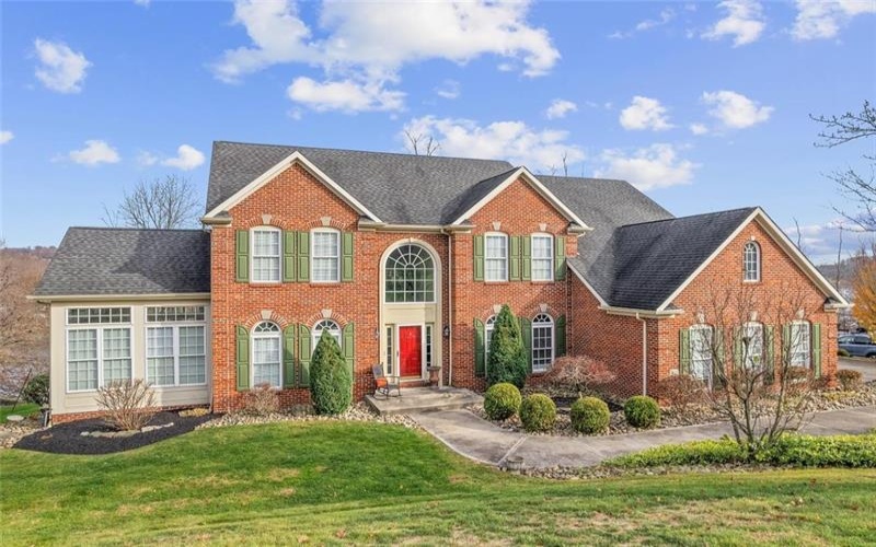 1011 Lakeside Drive, Mc Donald, 15057, 5 Bedrooms Bedrooms, 14 Rooms Rooms,4.1 BathroomsBathrooms,Residential,For Sale,Lakeside Drive,1691203