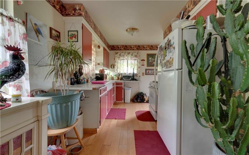 557 Toms Run, New Freeport, 15352, ,Multi-unit,For Sale,Toms Run,1691227