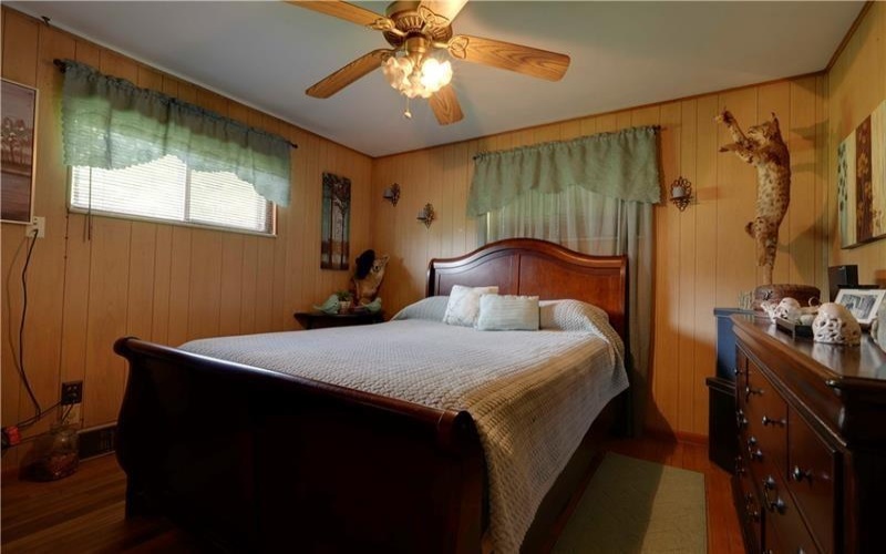 557 Toms Run, New Freeport, 15352, ,Multi-unit,For Sale,Toms Run,1691227