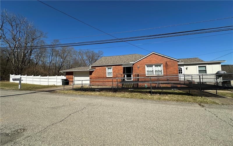 15 Indiana Avenue, Avonmore, 15618, 2 Bedrooms Bedrooms, 6 Rooms Rooms,1 BathroomBathrooms,Residential,For Sale,Indiana Avenue,1691261