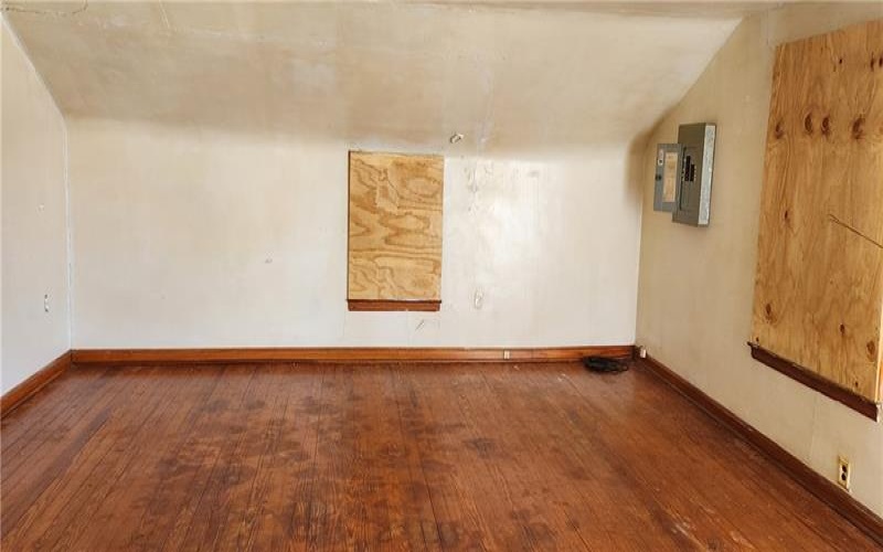 103 Greene St, Carmichaels, 15320, ,Multi-unit,For Sale,Greene St,1691353