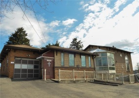 440 Center Ave., New Stanton, 15672, 3 Bedrooms Bedrooms, 10 Rooms Rooms,3 BathroomsBathrooms,Residential,For Sale,Center Ave.,1691082