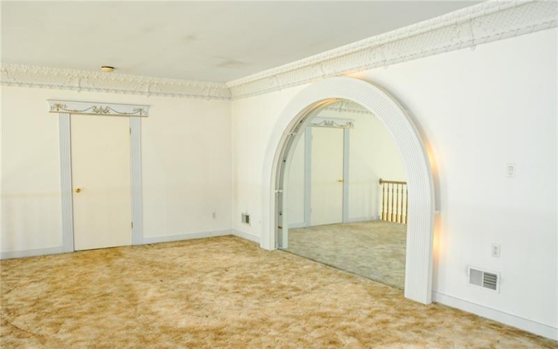 440 Center Ave., New Stanton, 15672, 3 Bedrooms Bedrooms, 10 Rooms Rooms,3 BathroomsBathrooms,Residential,For Sale,Center Ave.,1691082