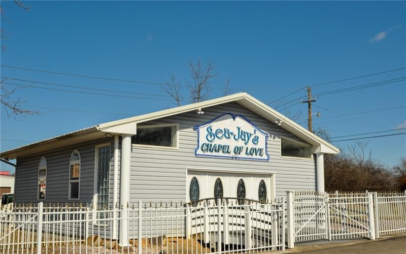 440 Center Ave., New Stanton, 15672, 3 Bedrooms Bedrooms, 10 Rooms Rooms,3 BathroomsBathrooms,Residential,For Sale,Center Ave.,1691082