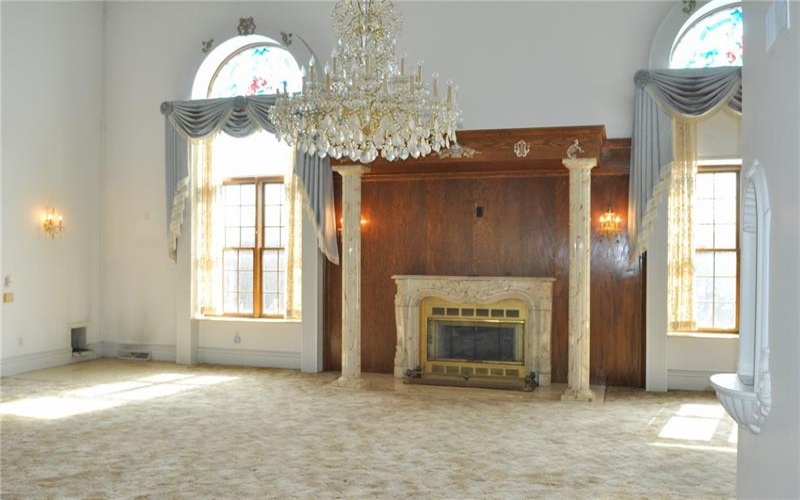 440 Center Ave., New Stanton, 15672, 3 Bedrooms Bedrooms, 10 Rooms Rooms,3 BathroomsBathrooms,Residential,For Sale,Center Ave.,1691082