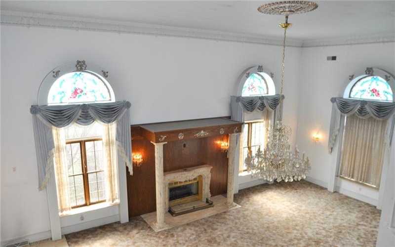 440 Center Ave., New Stanton, 15672, 3 Bedrooms Bedrooms, 10 Rooms Rooms,3 BathroomsBathrooms,Residential,For Sale,Center Ave.,1691082