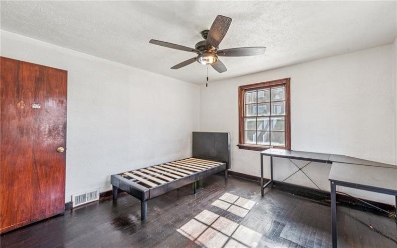 9 Frick Ave, Mount Pleasant, 15666, 3 Bedrooms Bedrooms, 6 Rooms Rooms,2.1 BathroomsBathrooms,Residential,For Sale,Frick Ave,1691319