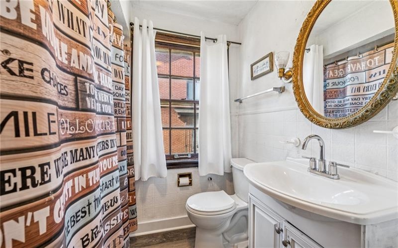 9 Frick Ave, Mount Pleasant, 15666, 3 Bedrooms Bedrooms, 6 Rooms Rooms,2.1 BathroomsBathrooms,Residential,For Sale,Frick Ave,1691319
