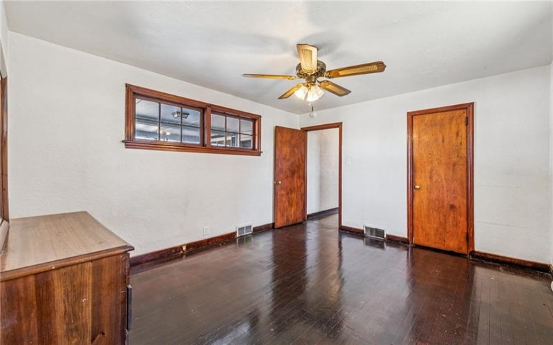 9 Frick Ave, Mount Pleasant, 15666, 3 Bedrooms Bedrooms, 6 Rooms Rooms,2.1 BathroomsBathrooms,Residential,For Sale,Frick Ave,1691319