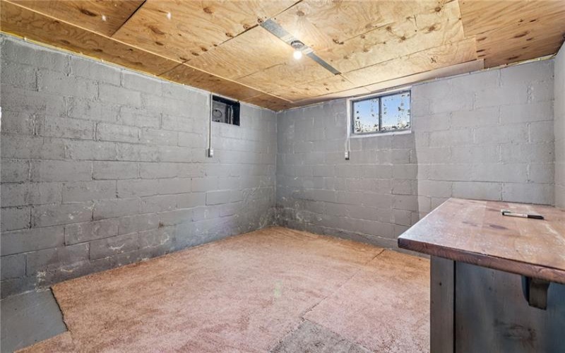 9 Frick Ave, Mount Pleasant, 15666, 3 Bedrooms Bedrooms, 6 Rooms Rooms,2.1 BathroomsBathrooms,Residential,For Sale,Frick Ave,1691319