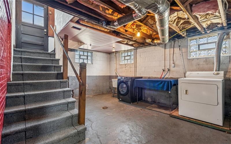 9 Frick Ave, Mount Pleasant, 15666, 3 Bedrooms Bedrooms, 6 Rooms Rooms,2.1 BathroomsBathrooms,Residential,For Sale,Frick Ave,1691319