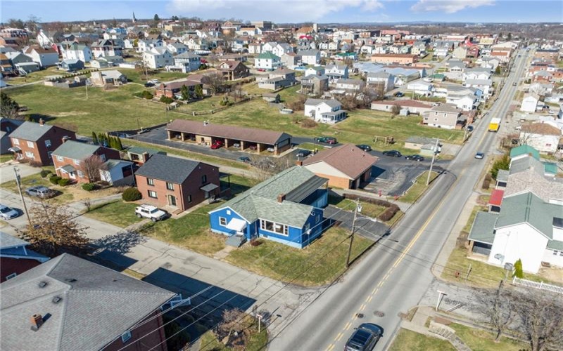 9 Frick Ave, Mount Pleasant, 15666, 3 Bedrooms Bedrooms, 6 Rooms Rooms,2.1 BathroomsBathrooms,Residential,For Sale,Frick Ave,1691319