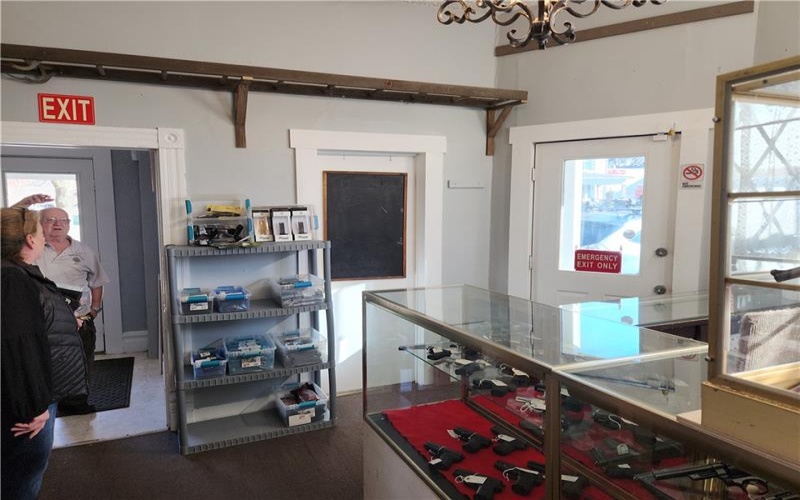 331-333 Main St, Ligonier, 15658, ,Commercial-industrial-business,For Sale,Main St,1691172