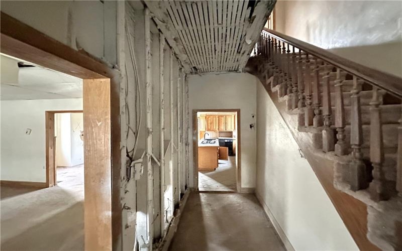 121 Irving Avenue, Latrobe, 15650, 4 Bedrooms Bedrooms, 7 Rooms Rooms,1 BathroomBathrooms,Residential,For Sale,Irving Avenue,1691417