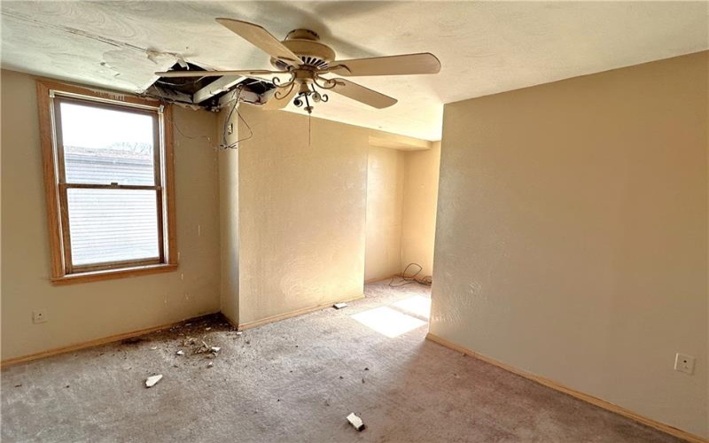 121 Irving Avenue, Latrobe, 15650, 4 Bedrooms Bedrooms, 7 Rooms Rooms,1 BathroomBathrooms,Residential,For Sale,Irving Avenue,1691417