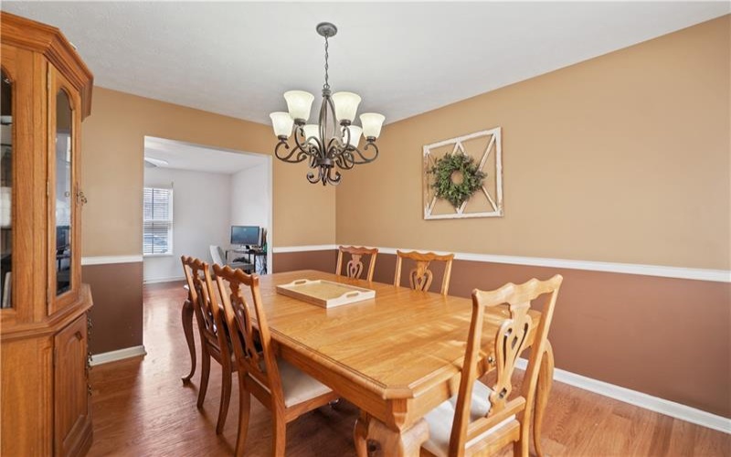 142 Stratford Ct, New Stanton, 15672, 4 Bedrooms Bedrooms, 9 Rooms Rooms,2.1 BathroomsBathrooms,Residential,For Sale,Stratford Ct,1691512