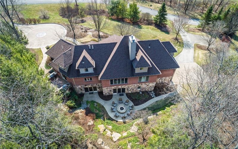 29 Virginia Ln, Canonsburg, 15317, 4 Bedrooms Bedrooms, 14 Rooms Rooms,3.2 BathroomsBathrooms,Residential,For Sale,Virginia Ln,1691639