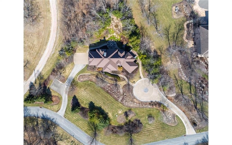29 Virginia Ln, Canonsburg, 15317, 4 Bedrooms Bedrooms, 14 Rooms Rooms,3.2 BathroomsBathrooms,Residential,For Sale,Virginia Ln,1691639