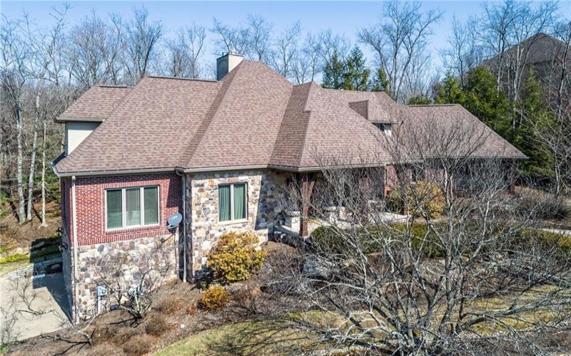 29 Virginia Ln, Canonsburg, 15317, 4 Bedrooms Bedrooms, 14 Rooms Rooms,3.2 BathroomsBathrooms,Residential,For Sale,Virginia Ln,1691639