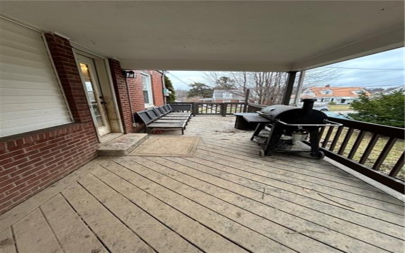 8 Washington Drive, Monessen, 15062, 3 Bedrooms Bedrooms, ,1.1 BathroomsBathrooms,Residential,For Sale,Washington Drive,1674896