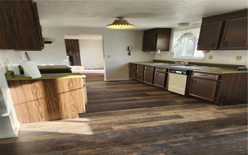 205 White Oak St, Delmont, 15626, 4 Bedrooms Bedrooms, 8 Rooms Rooms,2 BathroomsBathrooms,Residential,For Sale,White Oak St,1691744