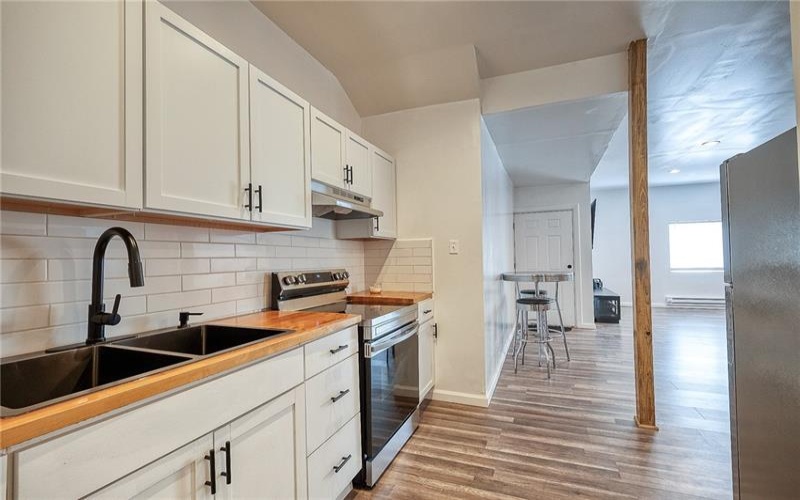 206 Chestnut St, Derry, 15627, ,Multi-unit,For Sale,Chestnut St,1691778