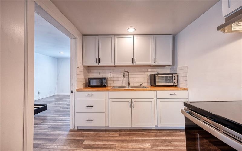 206 Chestnut St, Derry, 15627, ,Multi-unit,For Sale,Chestnut St,1691778