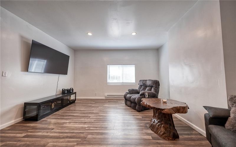 206 Chestnut St, Derry, 15627, ,Multi-unit,For Sale,Chestnut St,1691778