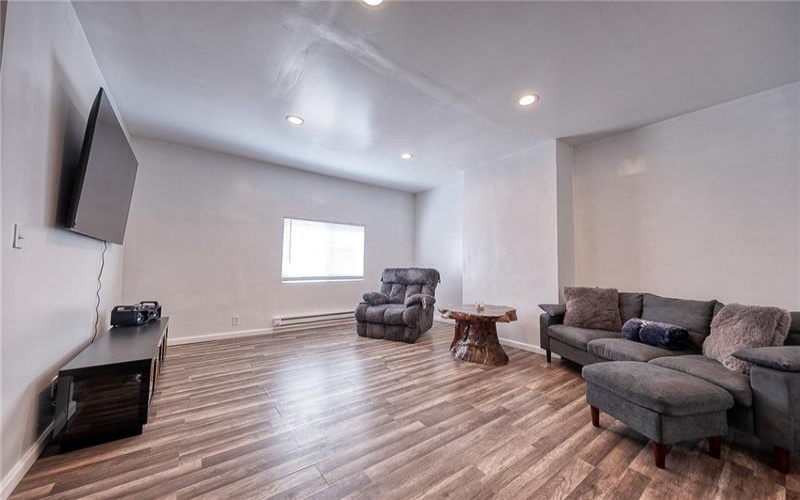 206 Chestnut St, Derry, 15627, ,Multi-unit,For Sale,Chestnut St,1691778