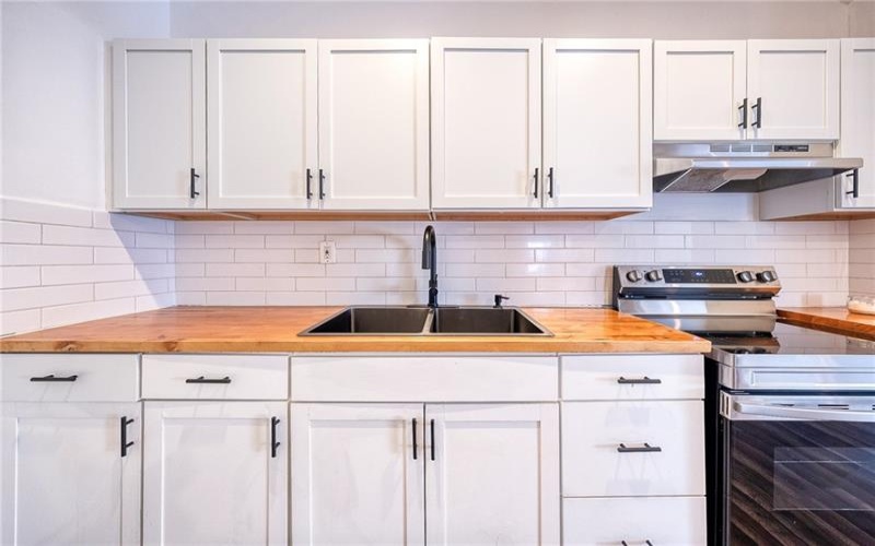 206 Chestnut St, Derry, 15627, ,Multi-unit,For Sale,Chestnut St,1691778