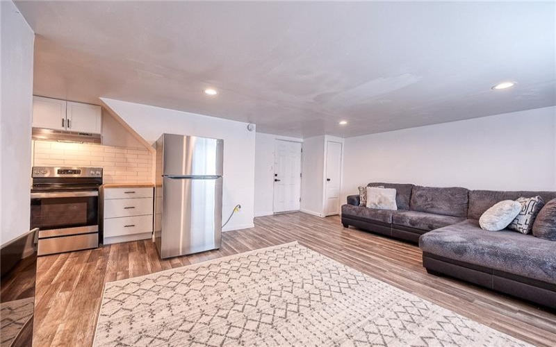 206 Chestnut St, Derry, 15627, ,Multi-unit,For Sale,Chestnut St,1691778