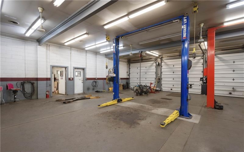 306 Maple Creek, Charleroi, 15022, ,Commercial-industrial-business,For Sale,Maple Creek,1691836