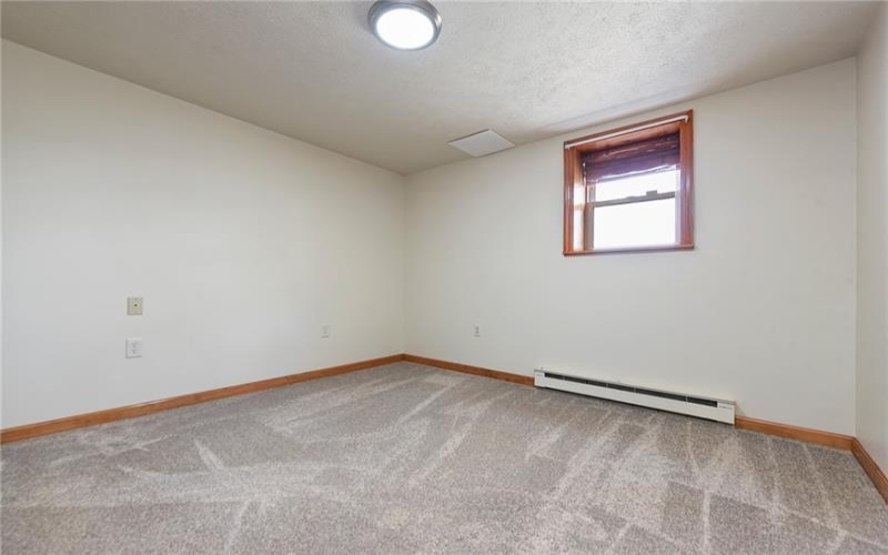 244 Parkwood Cir, Canonsburg, 15317, 4 Bedrooms Bedrooms, 10 Rooms Rooms,2 BathroomsBathrooms,Residential,For Sale,Parkwood Cir,1691962