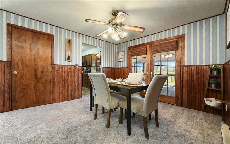 244 Parkwood Cir, Canonsburg, 15317, 4 Bedrooms Bedrooms, 10 Rooms Rooms,2 BathroomsBathrooms,Residential,For Sale,Parkwood Cir,1691962