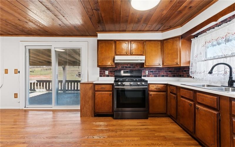3323 STATE ROUTE 2011, SCENERY HILL, 15360, 3 Bedrooms Bedrooms, 8 Rooms Rooms,1.1 BathroomsBathrooms,Residential,For Sale,STATE ROUTE 2011,1691706
