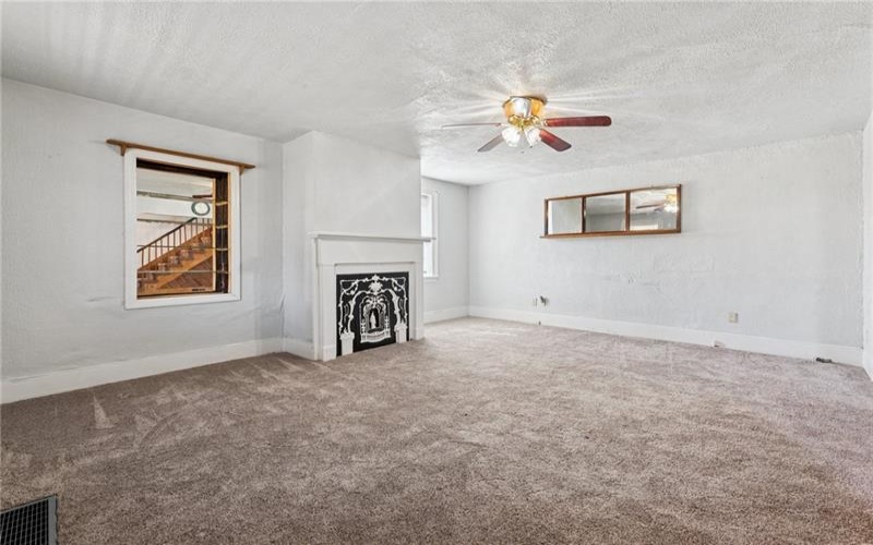 3323 STATE ROUTE 2011, SCENERY HILL, 15360, 3 Bedrooms Bedrooms, 8 Rooms Rooms,1.1 BathroomsBathrooms,Residential,For Sale,STATE ROUTE 2011,1691706