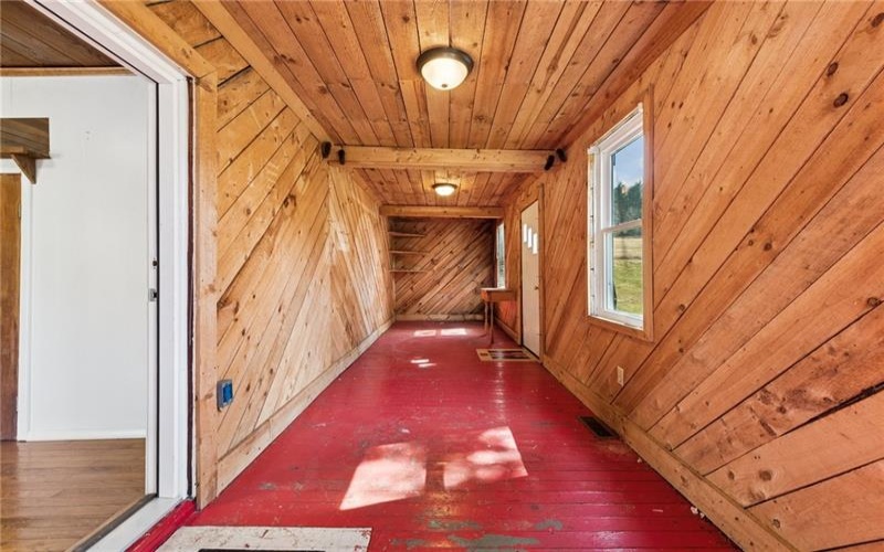 3323 STATE ROUTE 2011, SCENERY HILL, 15360, 3 Bedrooms Bedrooms, 8 Rooms Rooms,1.1 BathroomsBathrooms,Residential,For Sale,STATE ROUTE 2011,1691706