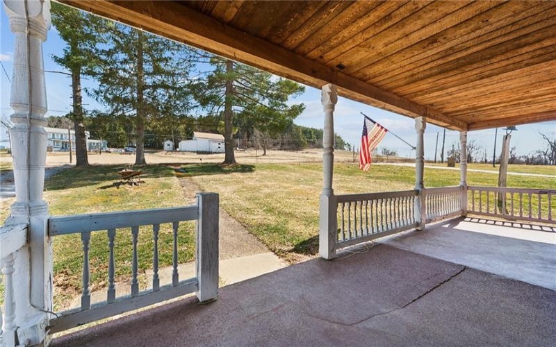 3323 STATE ROUTE 2011, SCENERY HILL, 15360, 3 Bedrooms Bedrooms, 8 Rooms Rooms,1.1 BathroomsBathrooms,Residential,For Sale,STATE ROUTE 2011,1691706