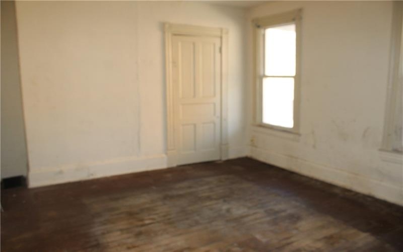 580 Thompson Ave, Donora, 15033, ,Multi-unit,For Sale,Thompson Ave,1692059