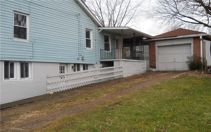 108 Peach St, Loyalhanna, 15661, ,Multi-unit,For Sale,Peach St,1692106