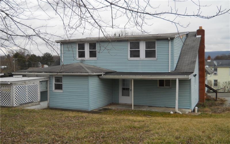 108 Peach St, Loyalhanna, 15661, ,Multi-unit,For Sale,Peach St,1692106