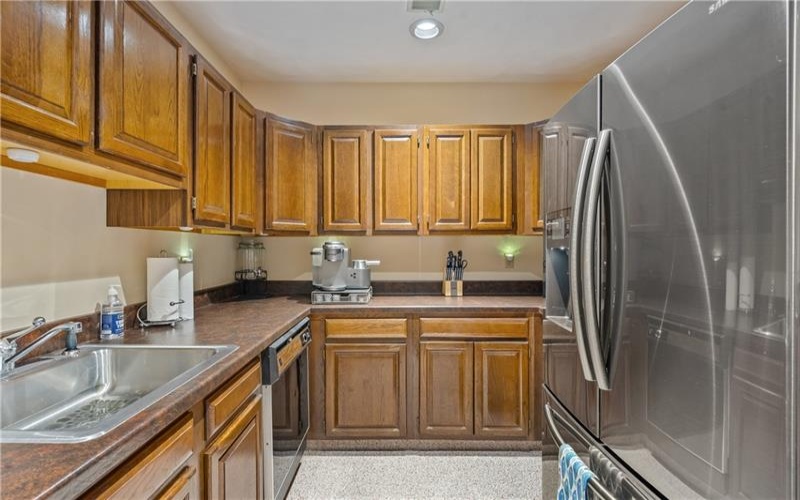 4948 Simmons Circle, Export, 15632, 4 Bedrooms Bedrooms, 10 Rooms Rooms,3 BathroomsBathrooms,Residential,For Sale,Simmons Circle,1680425