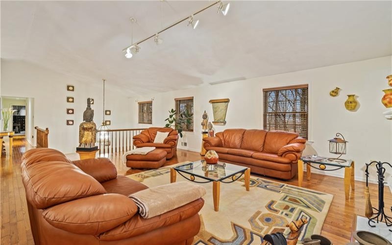 4948 Simmons Circle, Export, 15632, 4 Bedrooms Bedrooms, 10 Rooms Rooms,3 BathroomsBathrooms,Residential,For Sale,Simmons Circle,1680425