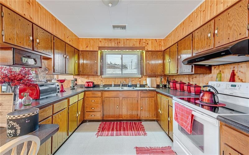 175 Mt Joy Rd, Mt Pleasant, 15666, 3 Bedrooms Bedrooms, ,2 BathroomsBathrooms,Residential,For Sale,Mt Joy Rd,1692187